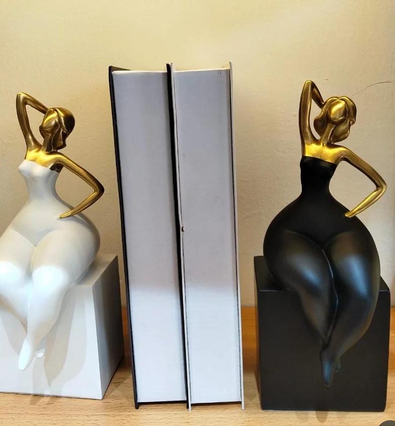 Office/home figure Modeling Resin Table Ornaments image