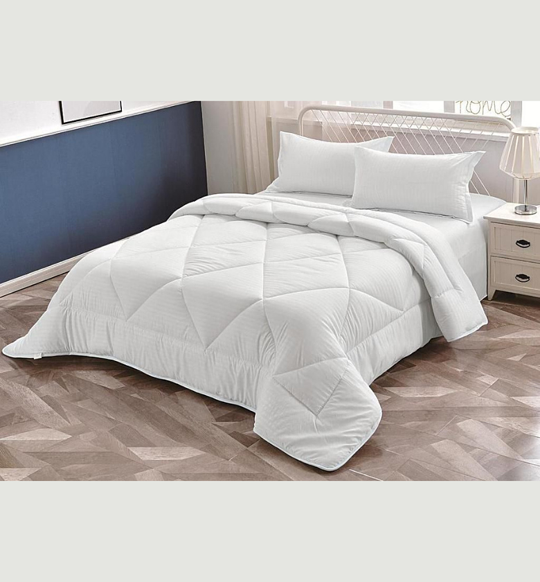 Pure White Diamond Quilted Cotton Duvet Set image
