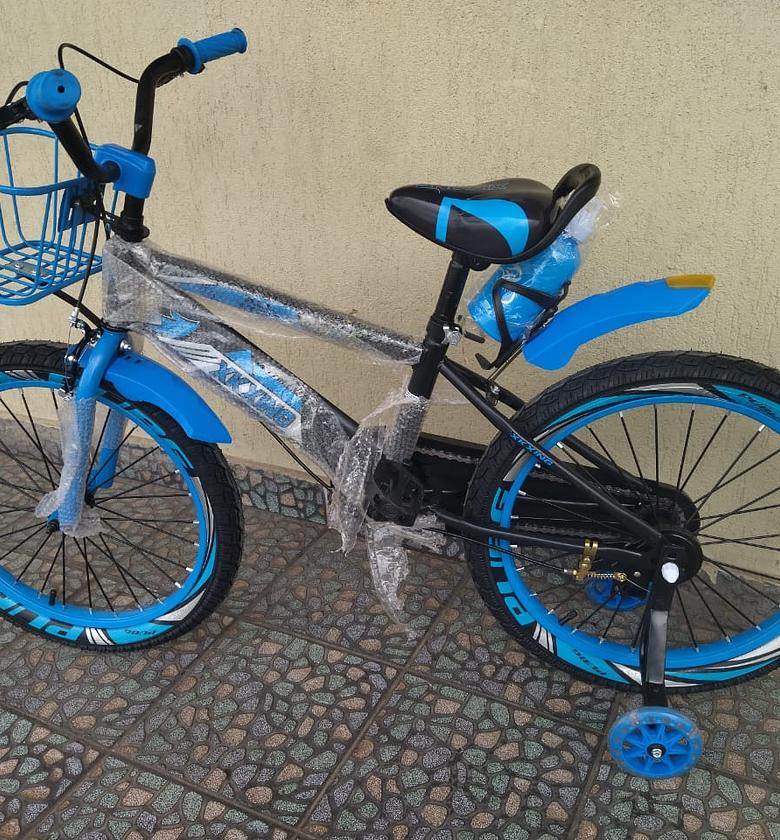 Size 20 Kids Bicycle with Training Wheels, Basket & Padded Seat  image