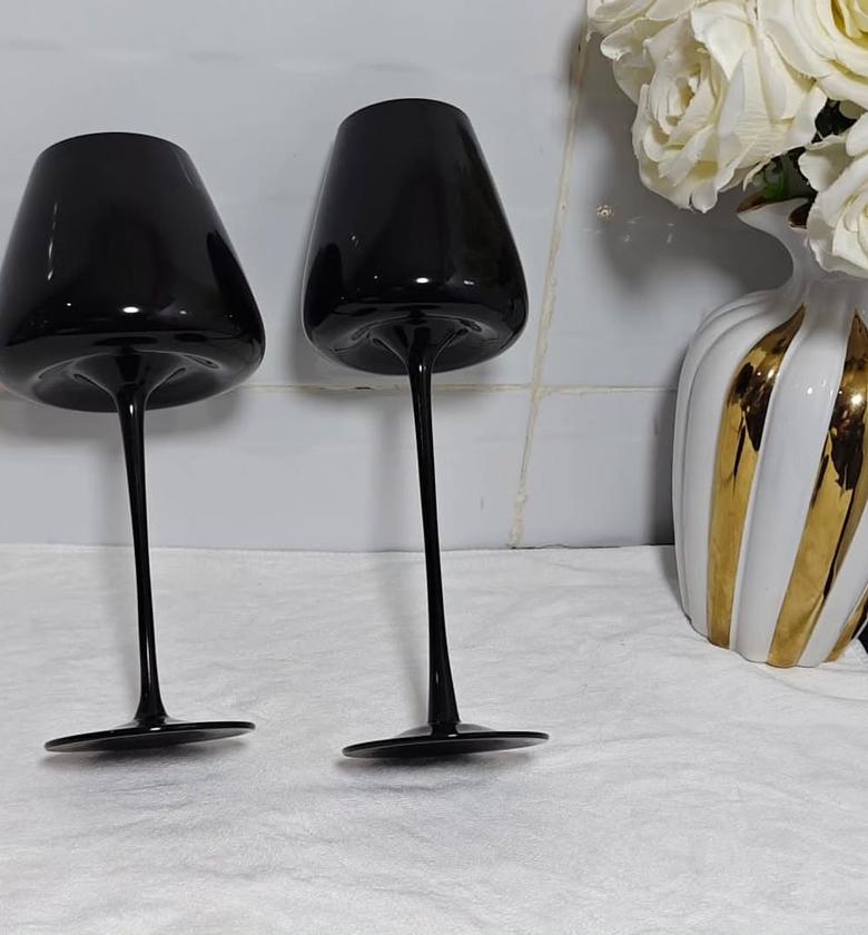 LuxeStem Black Wine Glass – 720ml image