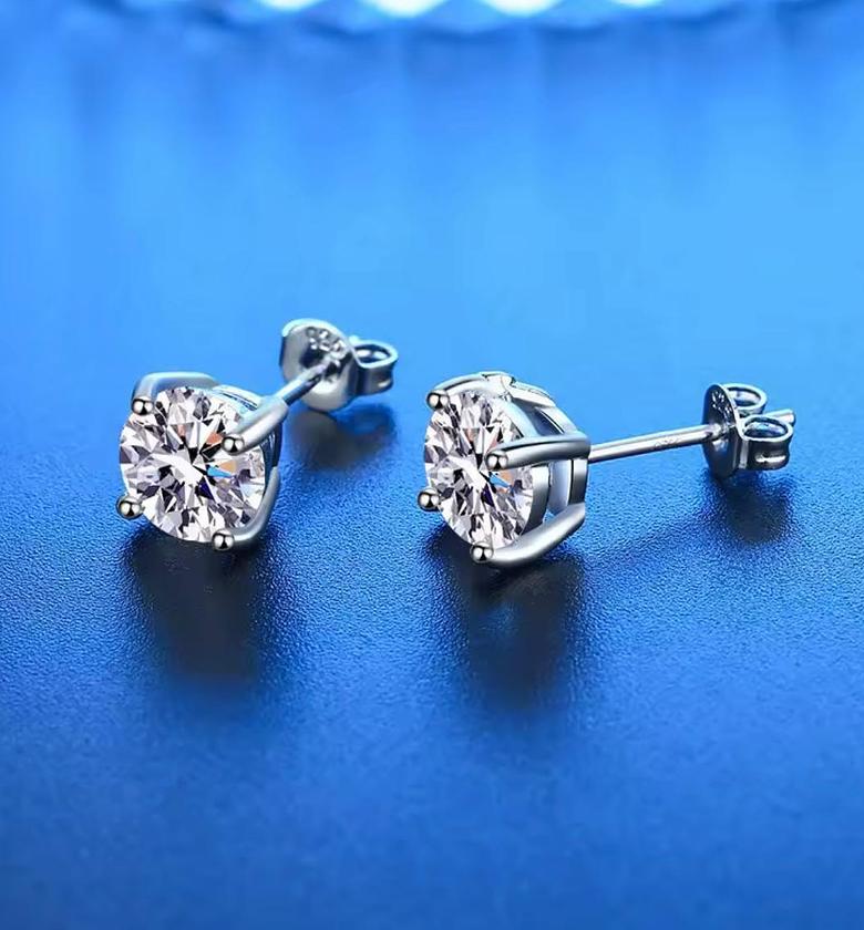 Timeless Solitaire Zenith Stud Earrings image