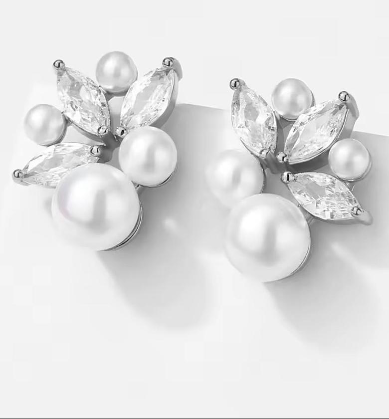 Luminous Bloom Cluster Studs image