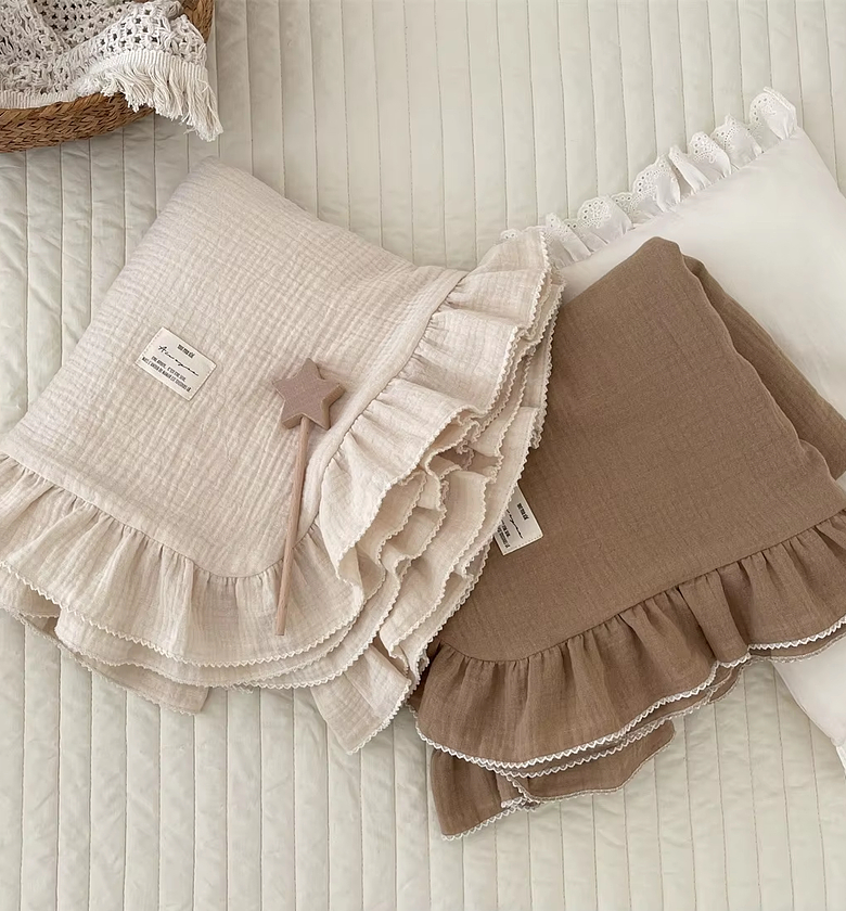 Dream Ruffle Muslin Blanket image
