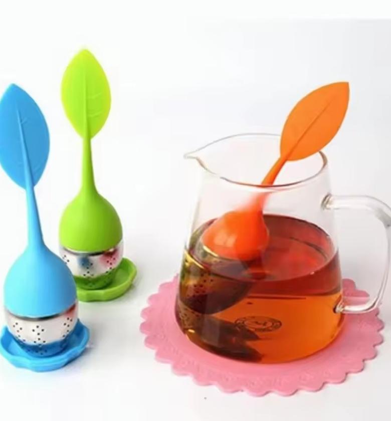 Leaf Shaped Tea Infuser image