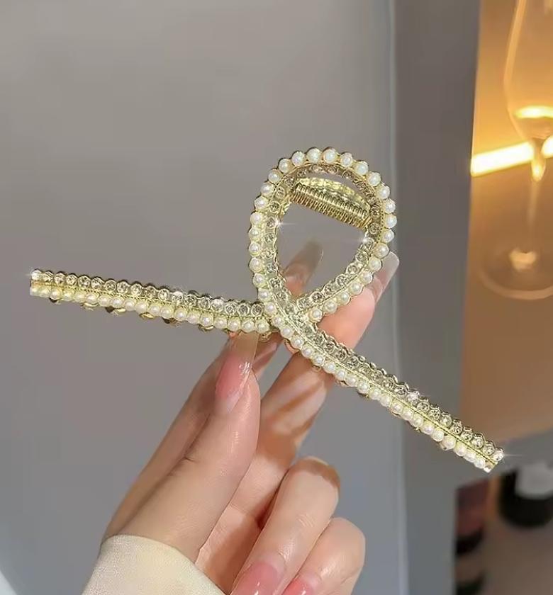 high-end metal hair clip for women, back of the head hair clip, shark clip, temperament hair clip, new hairpin head image