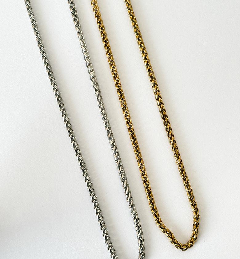 Thin braided chain image