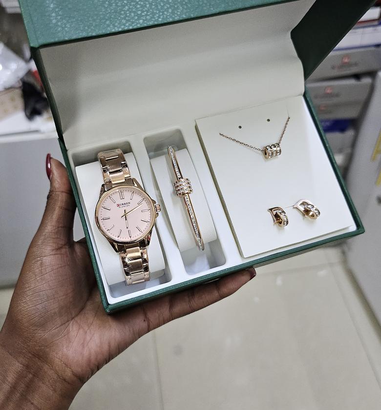 Curren watch set image