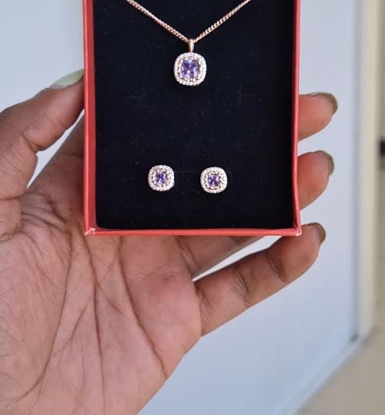 hypollargenic non tarnish and anti fading gold coated necklace  and earrings set image