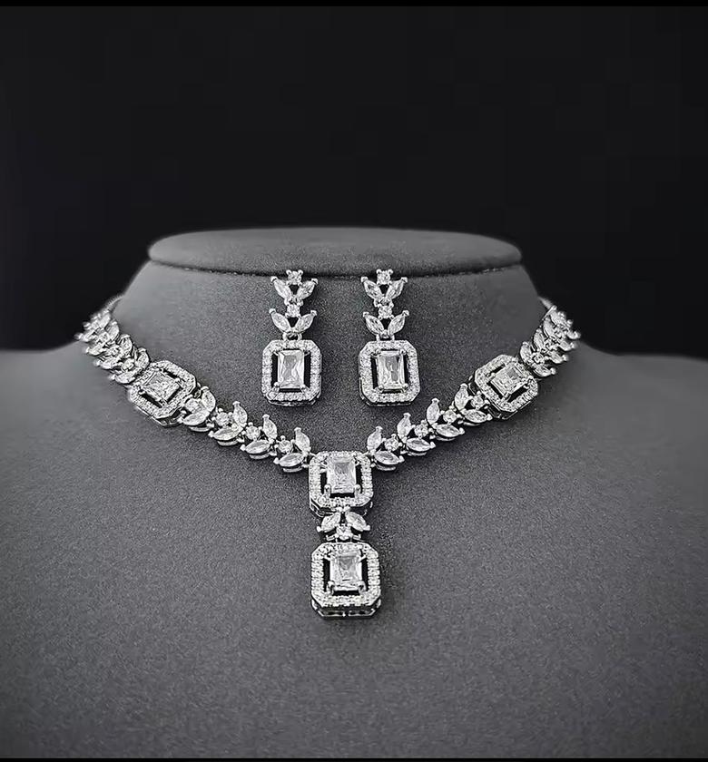 Regal Geometry Crystal Set image