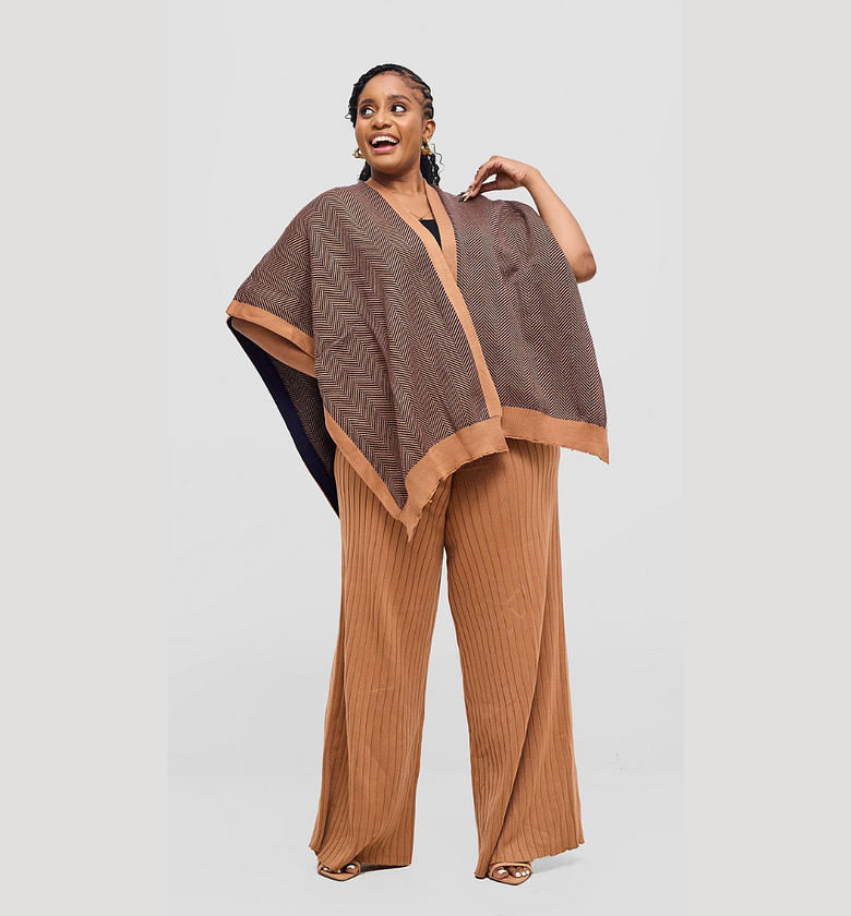 Bloom poncho set image