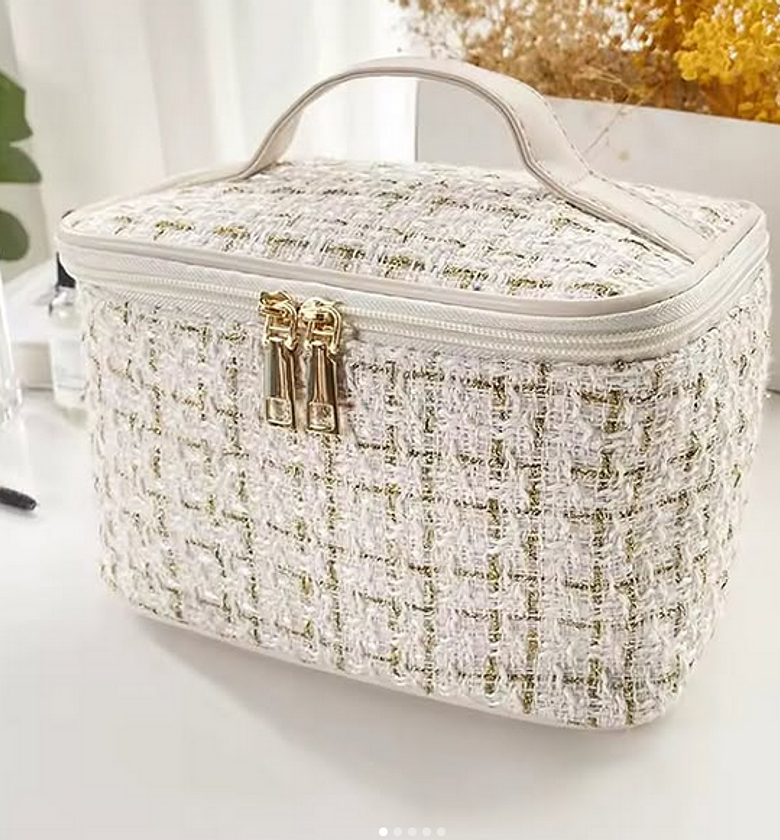 Cute Knit Style Cosmetic Bag image