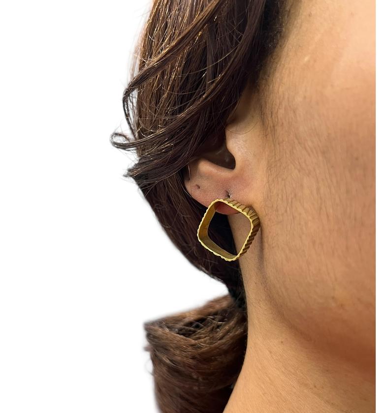 Kesia Hoops Earrings image