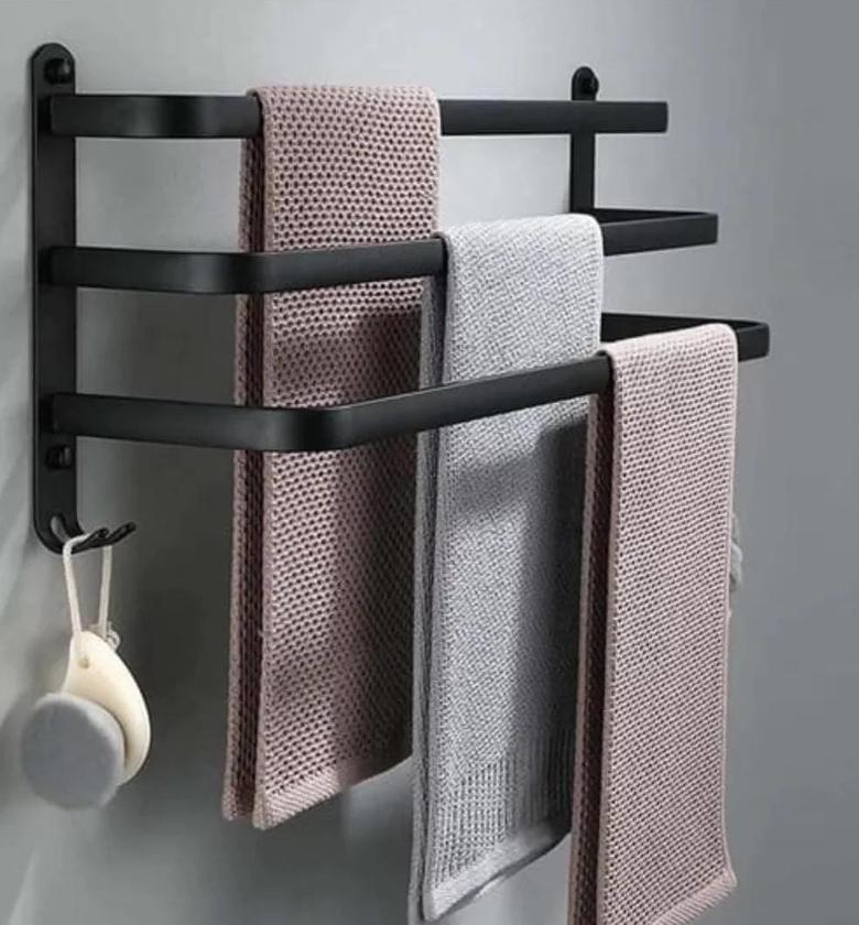 Stylist towel racks image