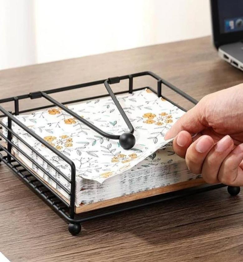 Metallic serviette holder with bamboo base. image