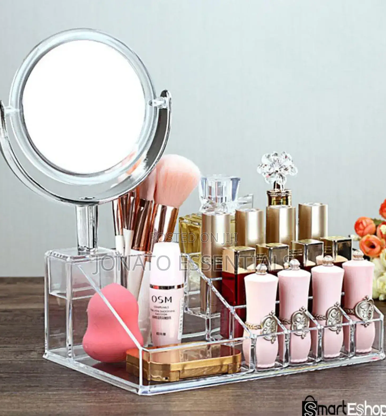 Make Up And Cosmetics Organizer image