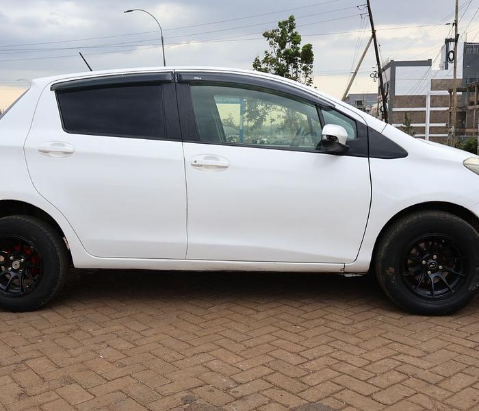 Toyota Vitz KCV, YOM 2012 Model, Rating 1300cc,  Automatic image