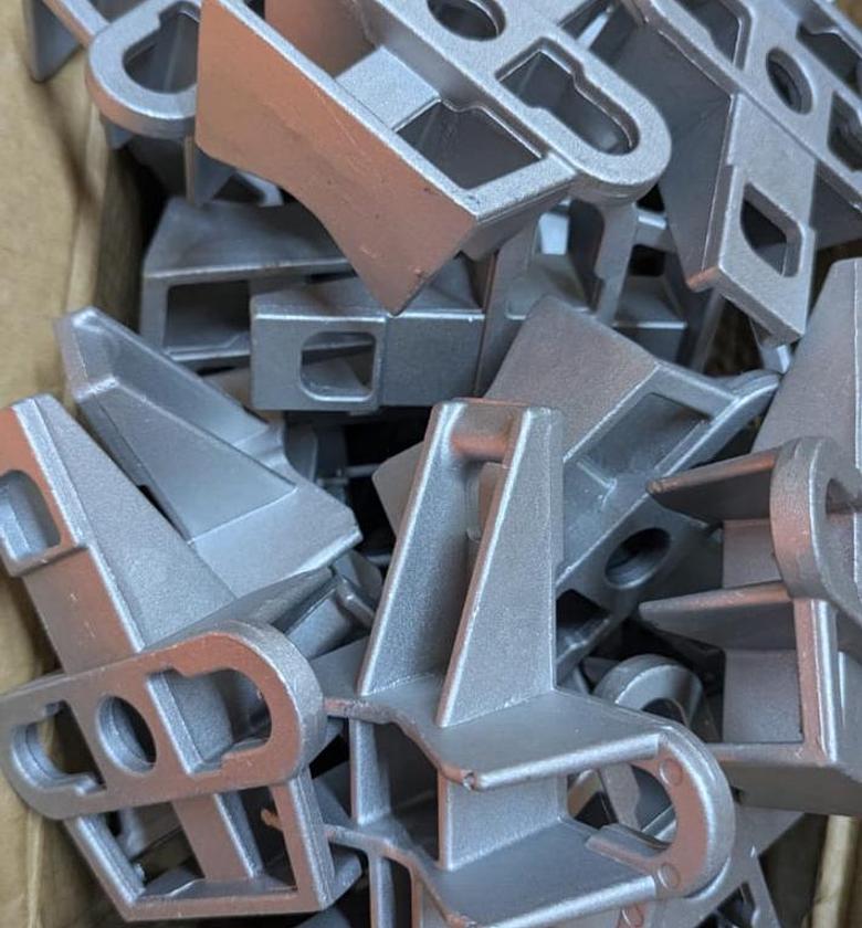 Universal pole bracket(UPB) image