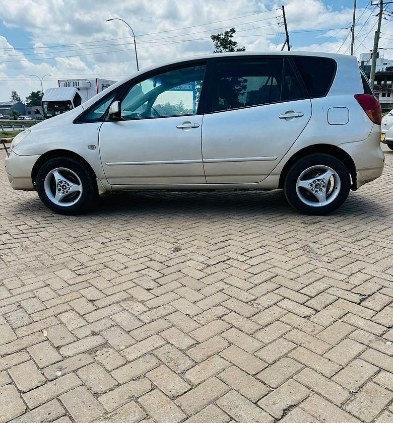 Toyota Spacio KBF, YOM 2002,  Automatic, Rating 1800cc, 7 seater With Double Sunroof image