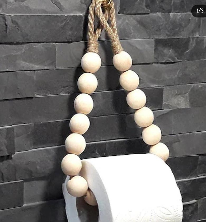 Beaded tissues holder image