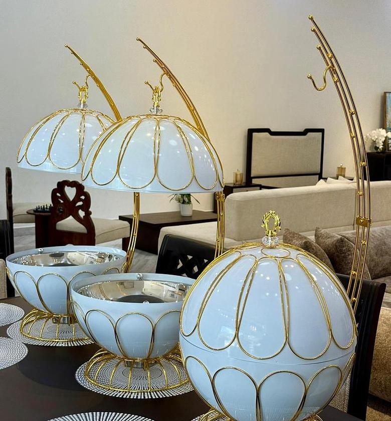 Egg Shaped Round Chaffing Dish Hanging Buffet Food warmer.   image