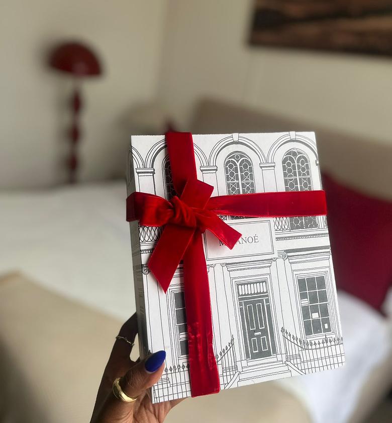 Reed diffusers sets of four image