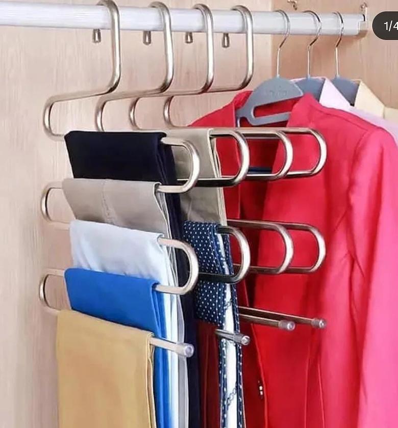 S-Shaped hangers with antislip coating  image