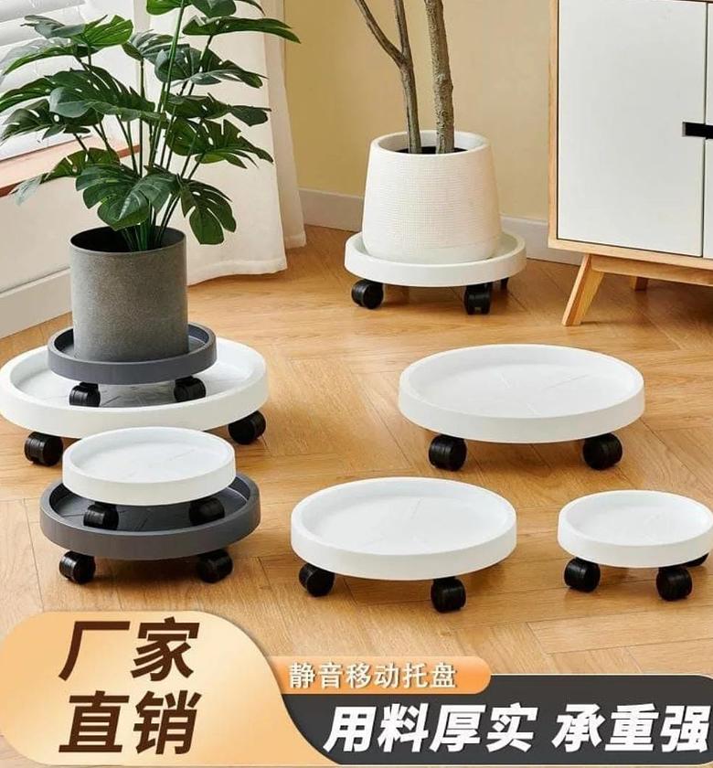 Heavy duty multipurpose / gas trolley with handle. image