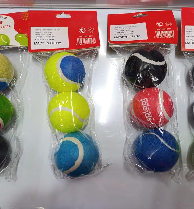 Tennis balls. 3pcs Training And Playing Tennis Balls (3pcs) image