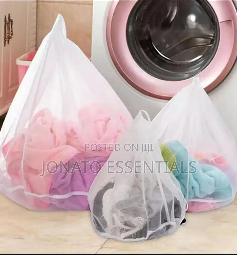 3-piece Mesh Laundry Bag Set For Delicates image