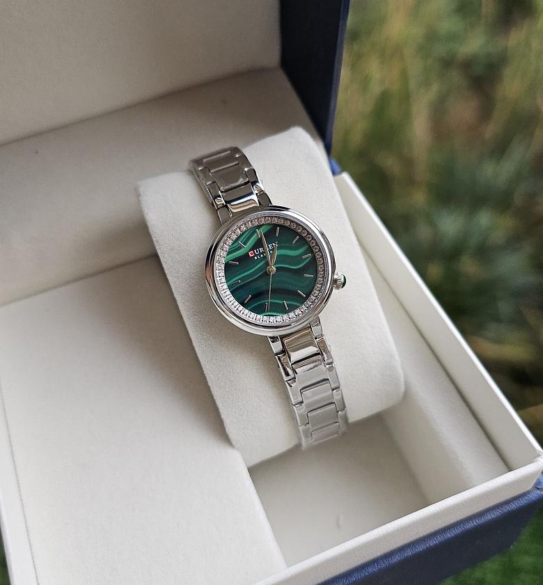 Round curren classic small face watch image