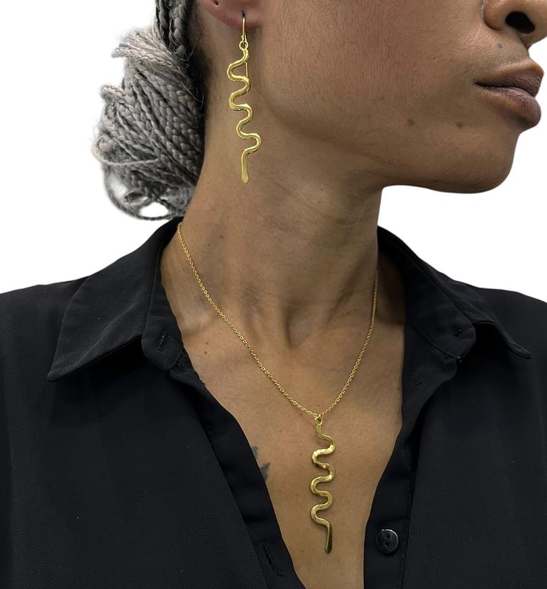 Snake Brass Set Nacklace image