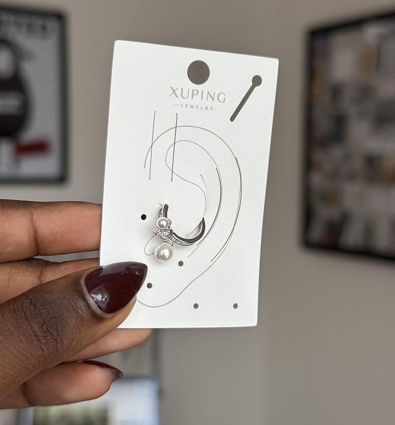 Pearl Gleam Ear Cuff image