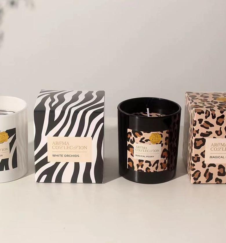 Aroma scented candles  image