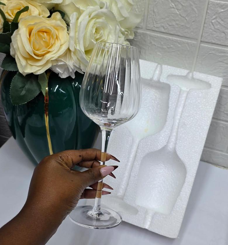 Quality Ribbed Wine Glasses – 320ml image