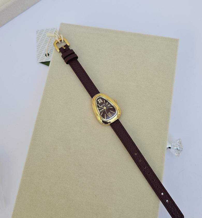 Vintage classic watch  image