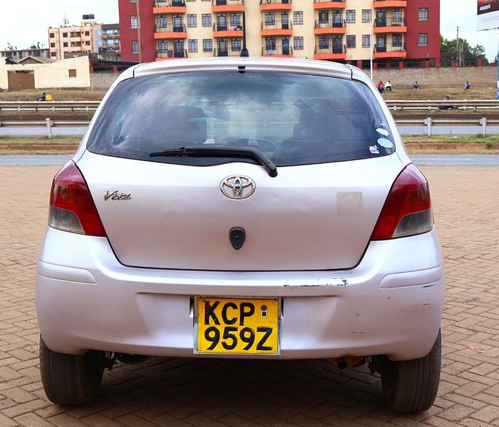 Toyota Vitz KCP, YOM 2010 Model, Automatic, Rating 1000cc image