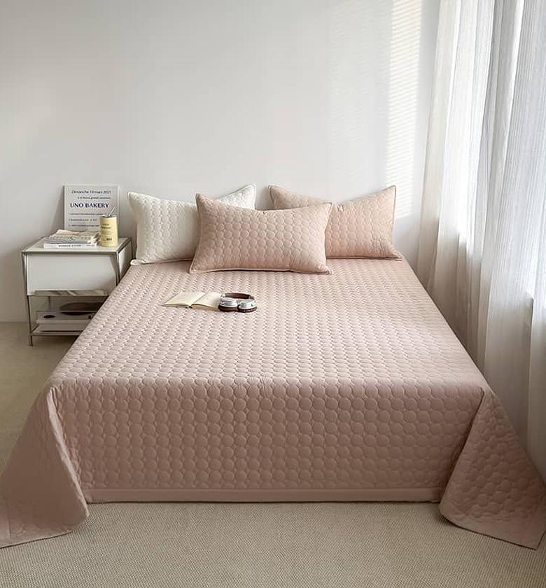 Premium bead spread image