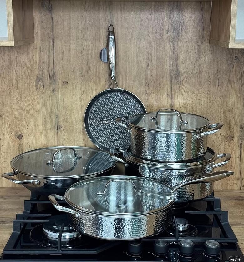 9-Piece Premium Triple-Ply Hammered Stainless Steel Cookware Set image