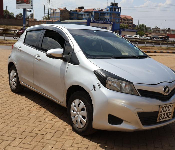 Toyota Vitz KDC, YOM 2013, Automatic, Rating 1000cc image