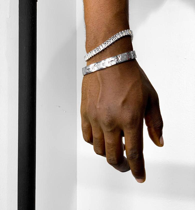 UNCOMMON ANDRES SILVER COMBO image