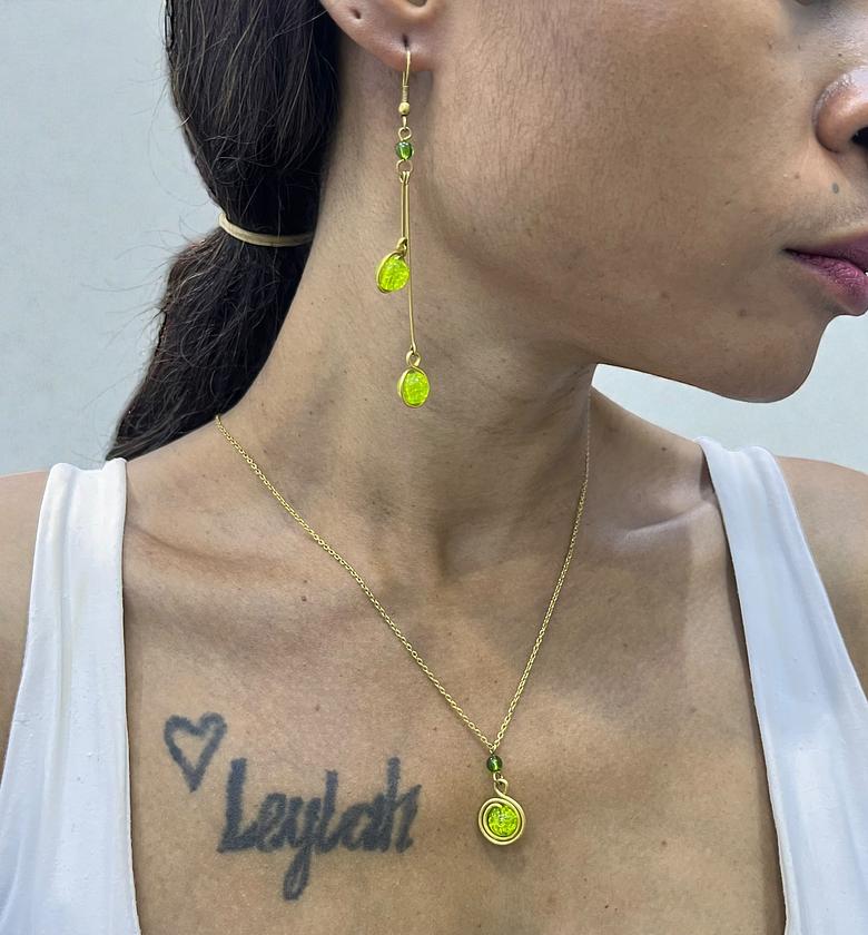 Peridot Dangle Jewelry Set image