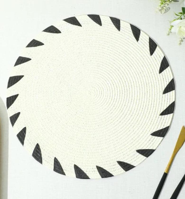 Round Elegant Braided table mats 6pcs image