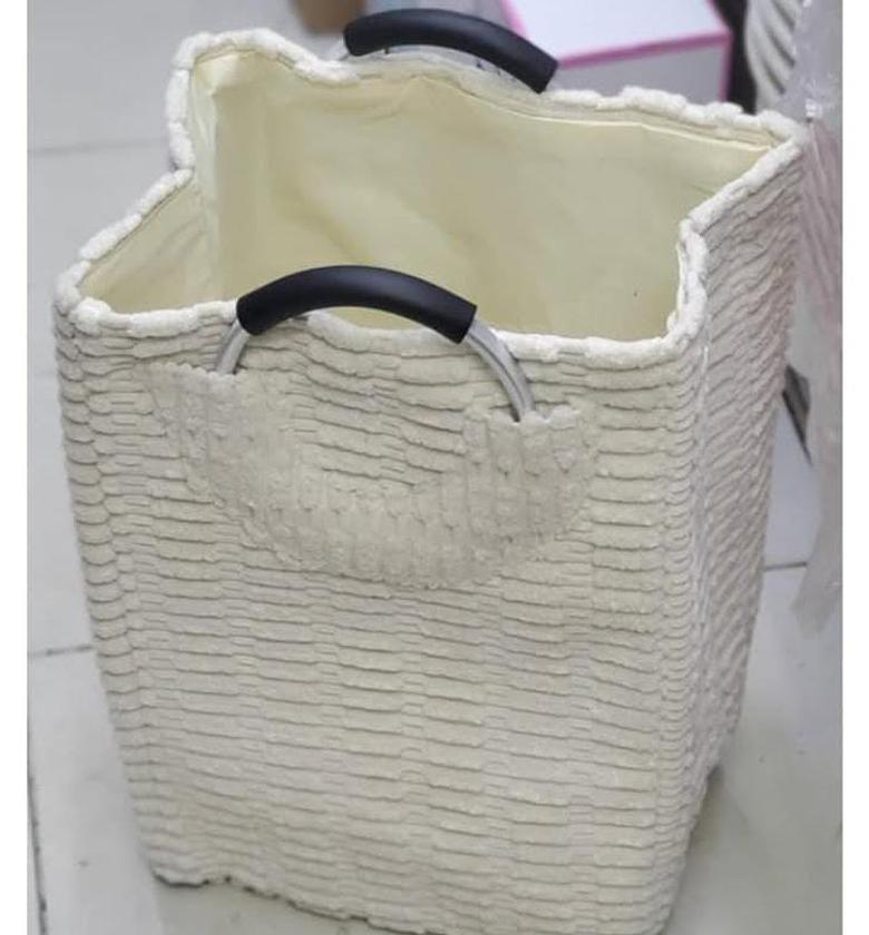 Laundry basket image
