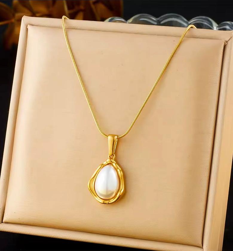 Organic Teardrop Pearl Pendant image