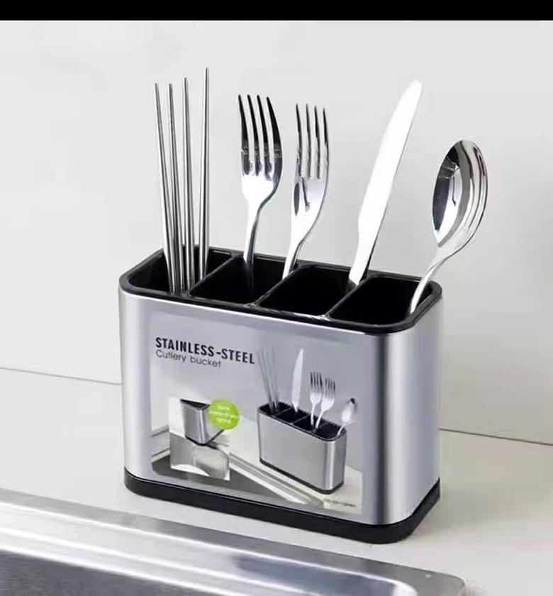 Countertop partitioned cutlery organizer with drainer. image