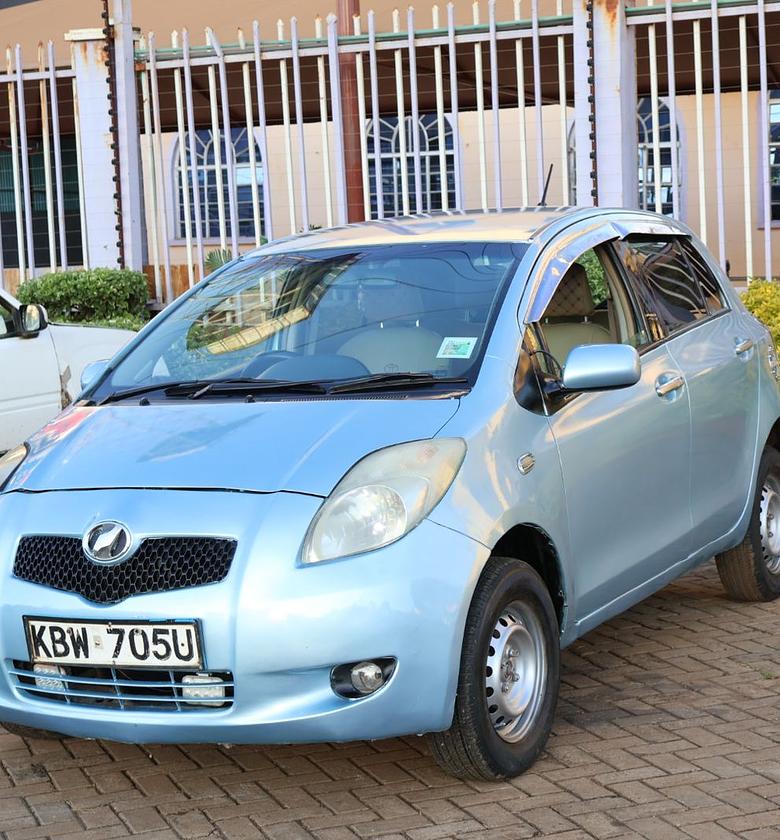 Toyota Vitz KBW, YOM 2007 Model,  Automatic, Rating 1300cc image