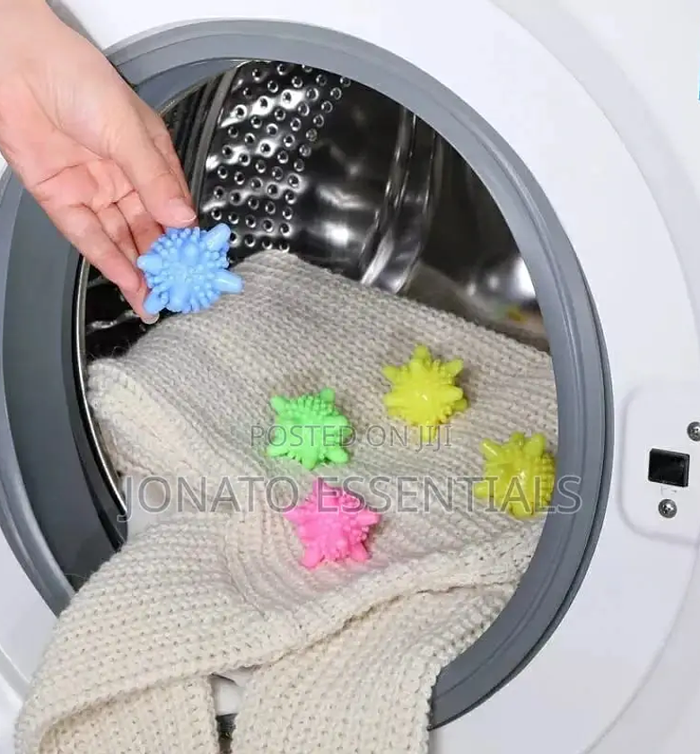 10 Piece Reusable Magic Laundry Balls image