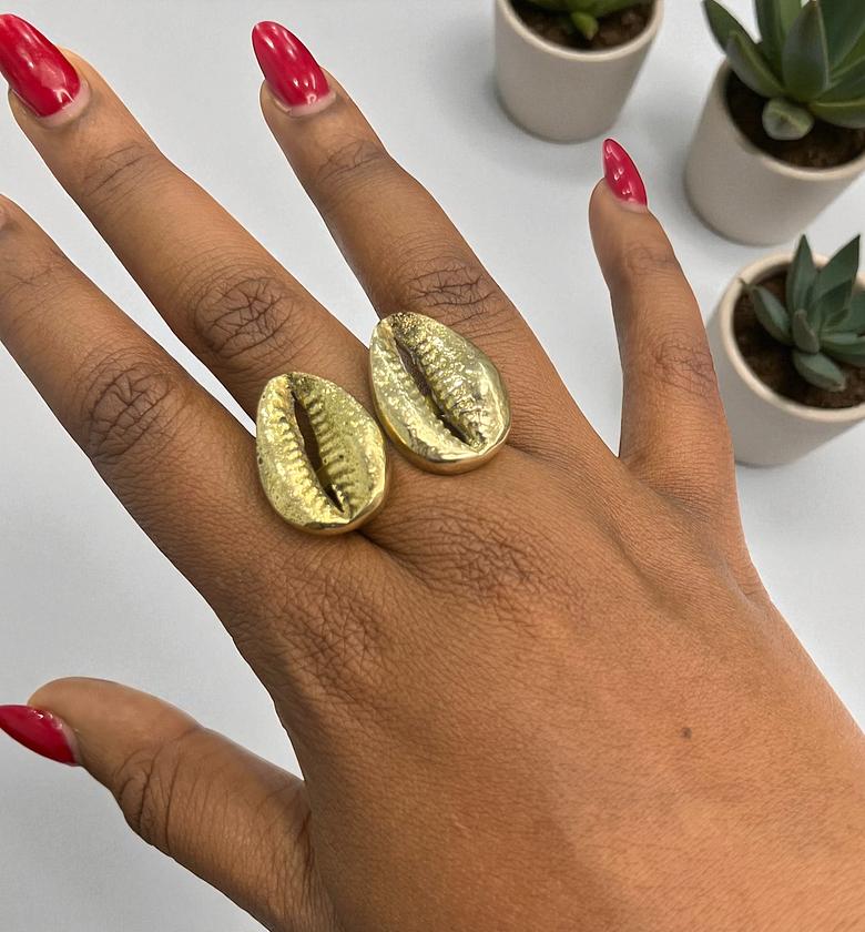 Kofi  She'll Ring image