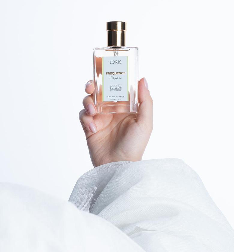 Loris no 254 (Scandal Gean paul Gaultier) image