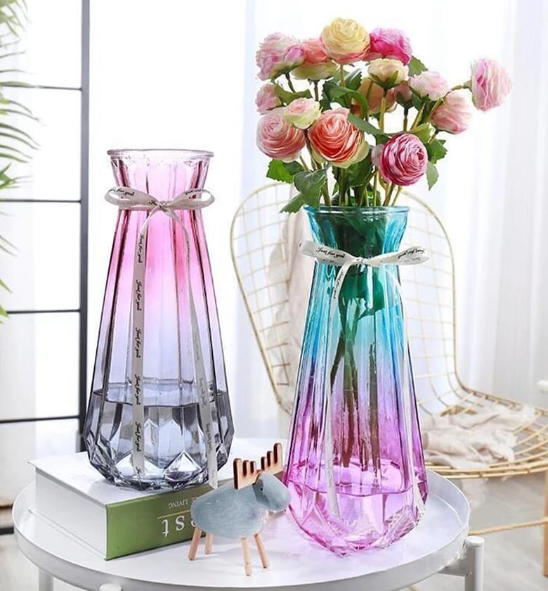 Nordic Style Geometric Glass Flower Vase with Gradient Finish image